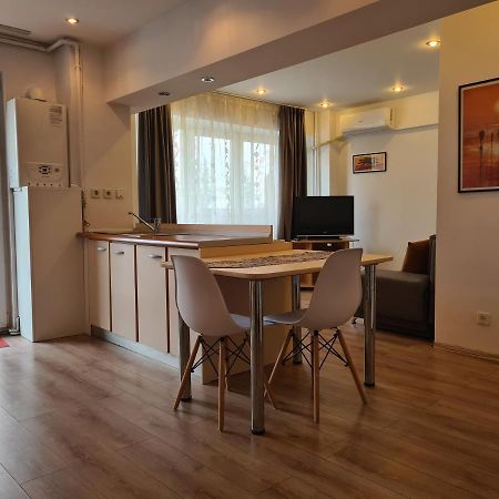 Apartament Anna Targoviste Eksteriør bilde