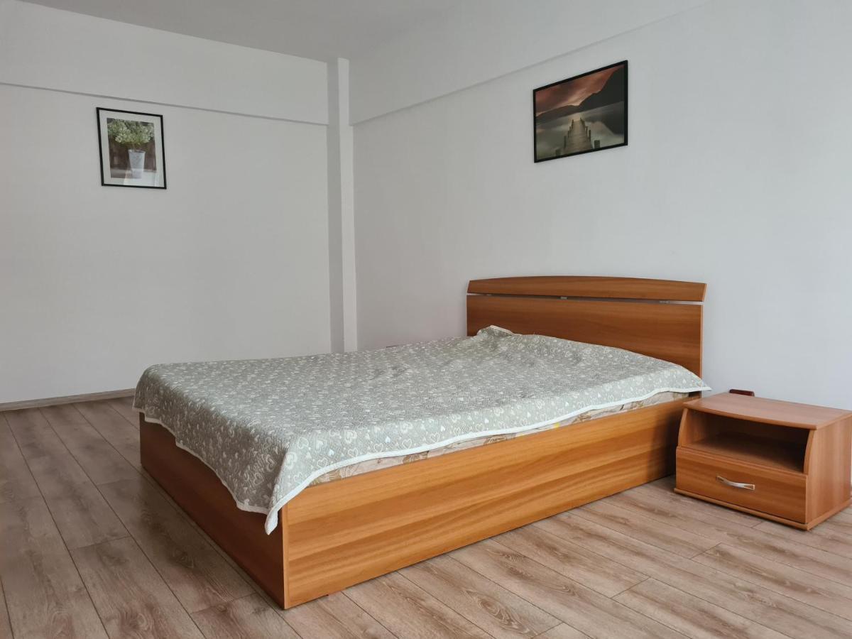 Apartament Anna Targoviste Eksteriør bilde