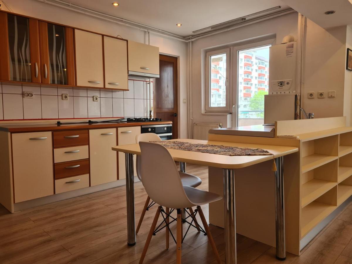 Apartament Anna Targoviste Eksteriør bilde