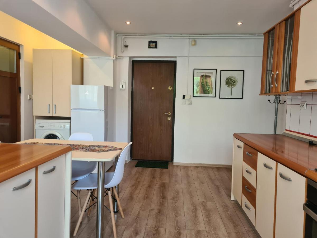 Apartament Anna Targoviste Eksteriør bilde